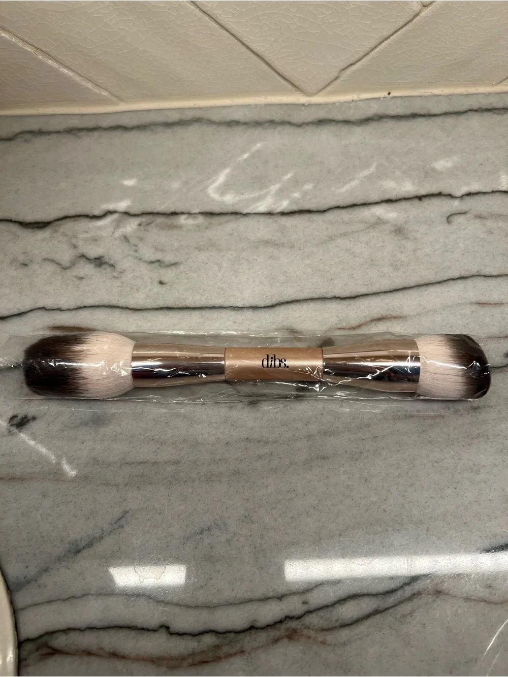 Dibs Duo Brush Face for Cream + Powder